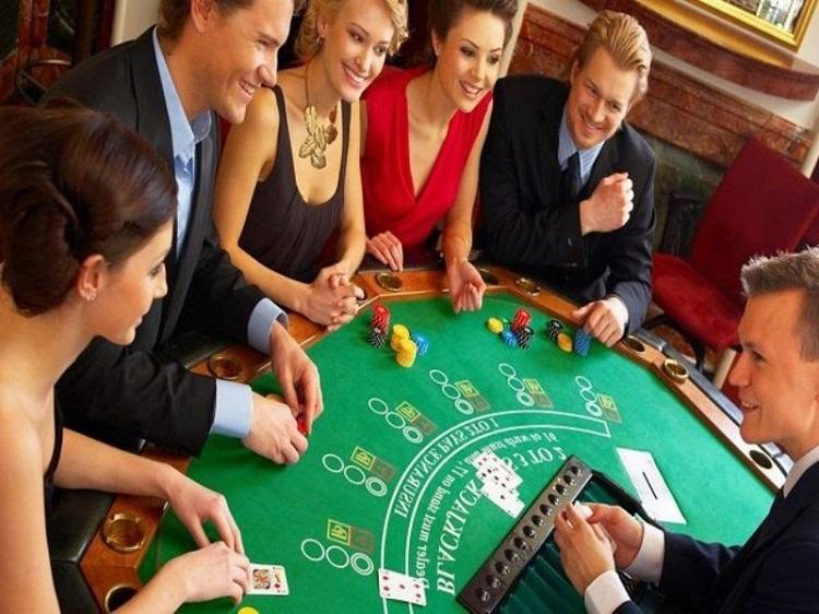 Trải nghiệm cuộc phiêu lưu thú vị với Queen of Bounty trong thế giới trò chơi trực tuyến